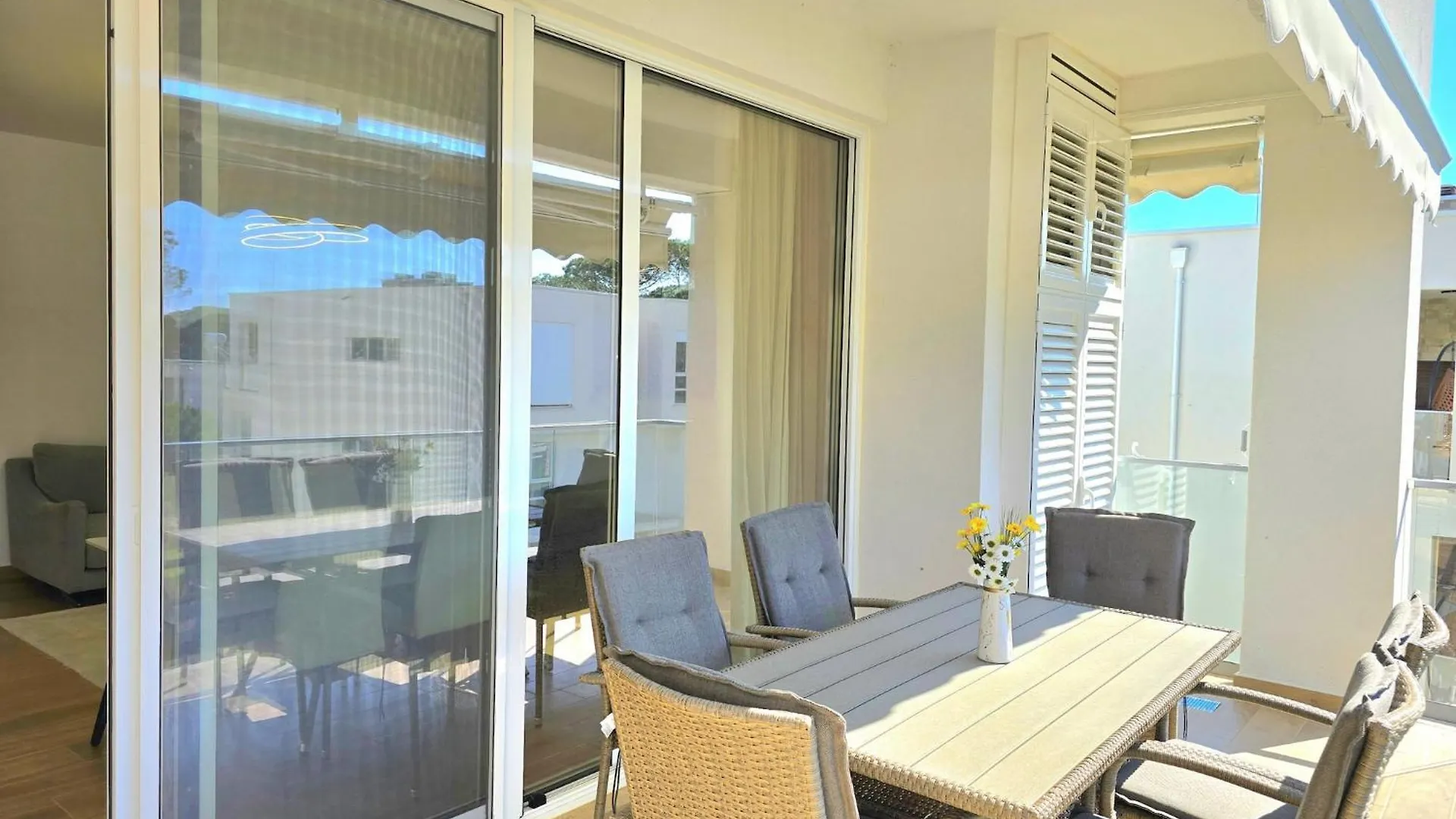Modern Apartment With Kitchen Plazhi San Pietro 0*,  Albanien